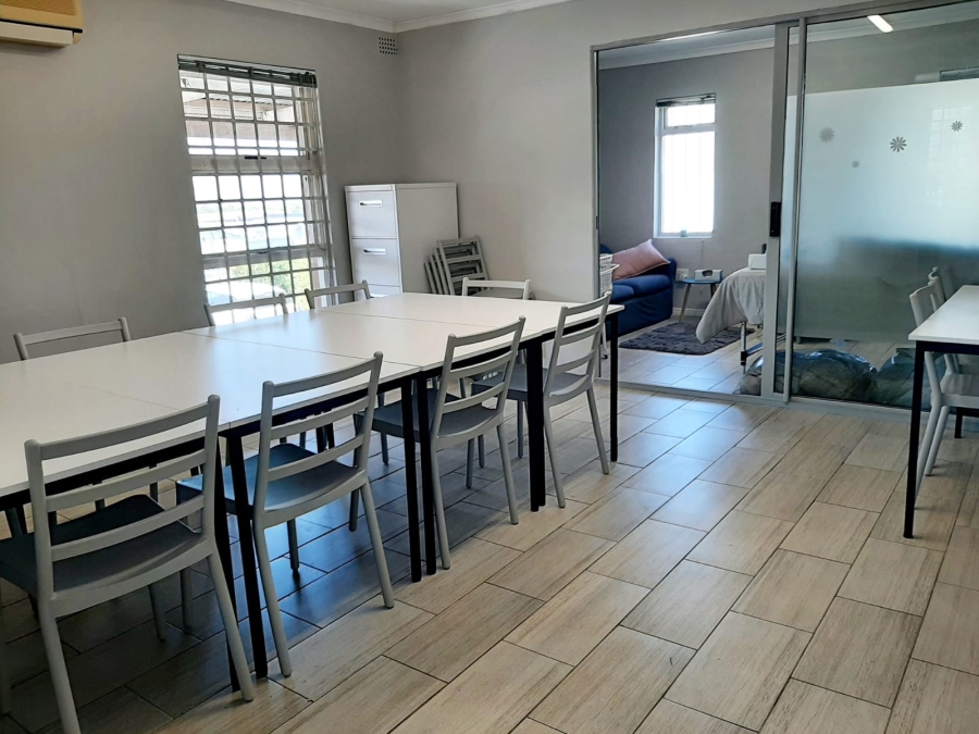To Let commercial Property for Rent in Somerset West Western Cape